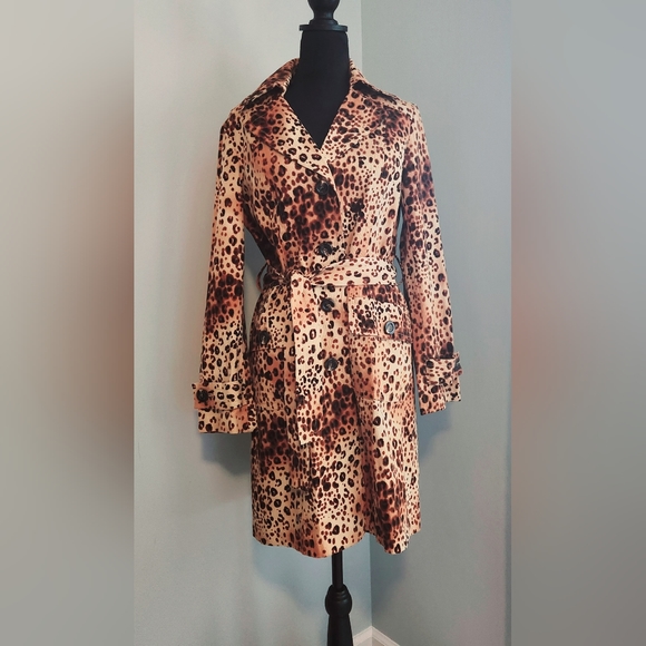 Bandolino Jackets & Blazers - Bandolino Animal Print Trench Coat Size 6